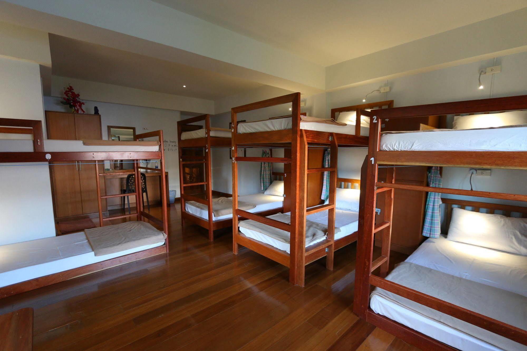 Chanchala Cafe & Hostel Hua Hin Exterior photo
