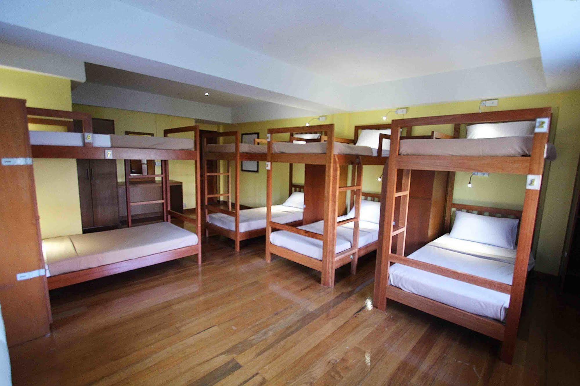 Chanchala Cafe & Hostel Hua Hin Exterior photo